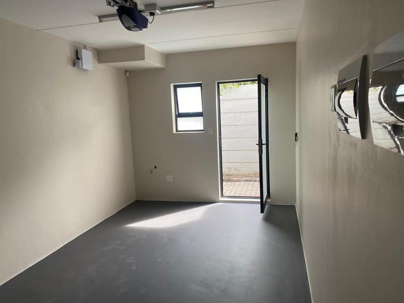 3 Bedroom Property for Sale in Silver Oaks Western Cape